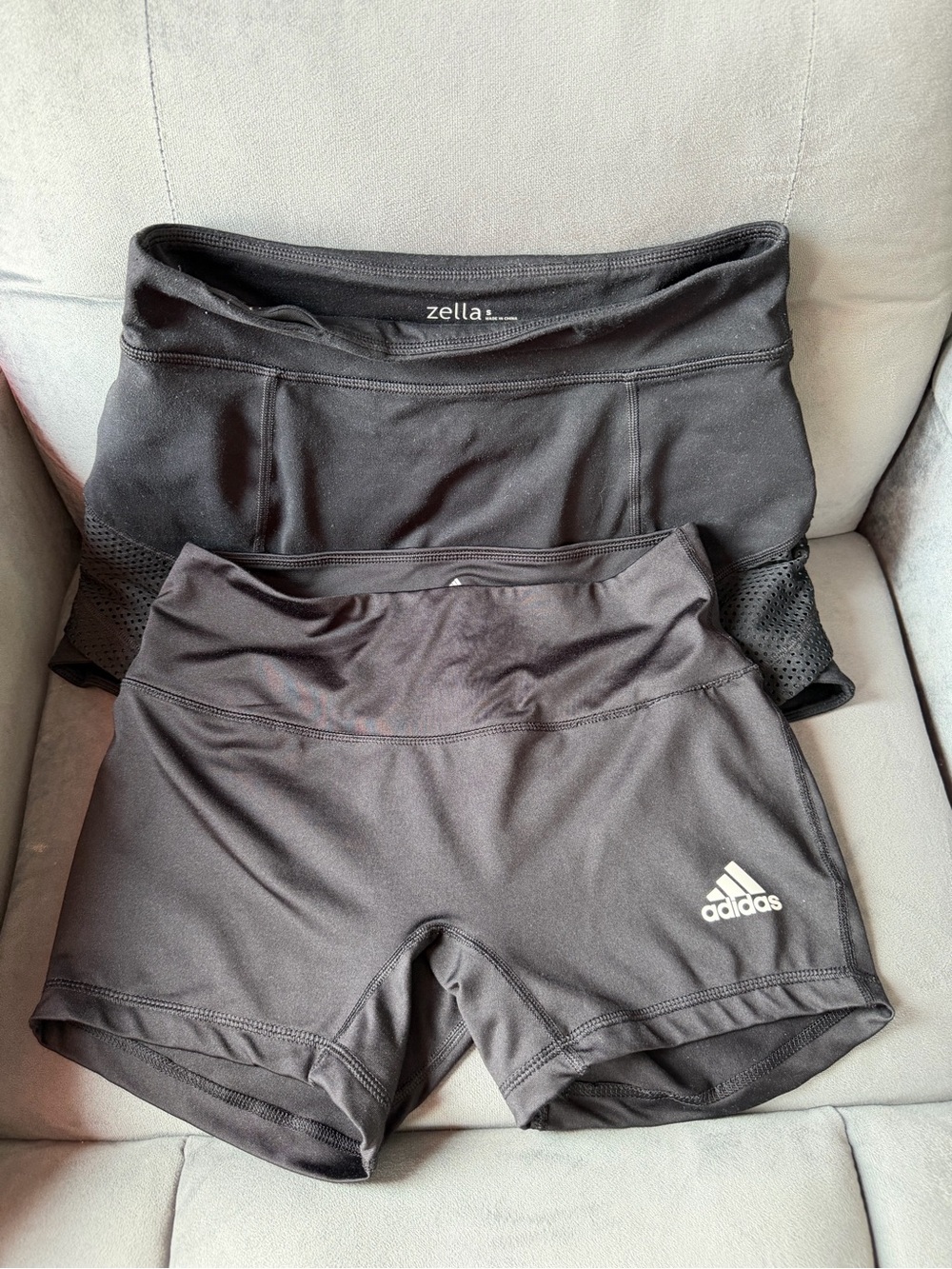 Zella Women's Black Bike Shorts - Solid Black